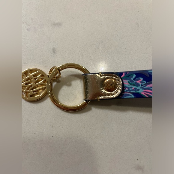 Never used without tags Lilly Pulitzer blue keyring - Picture 2 of 6